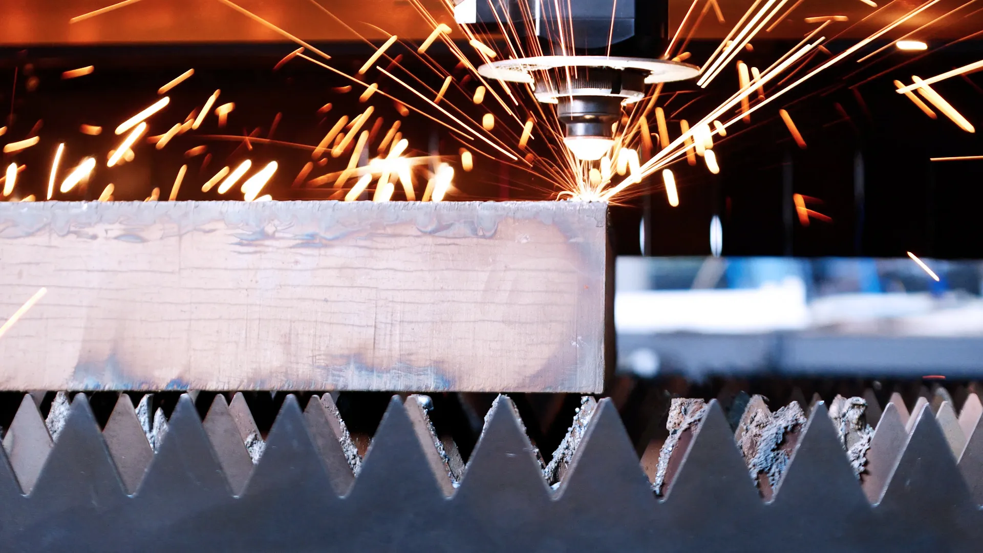 corte a laser.webp